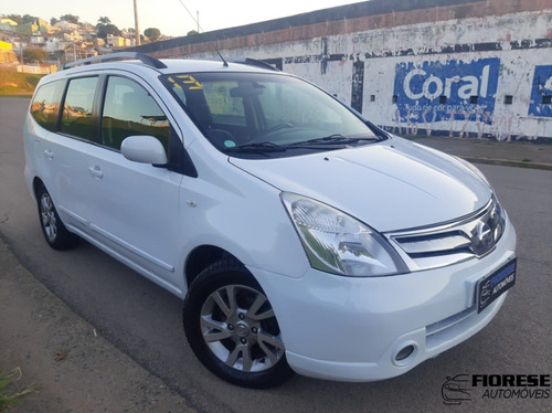 Imagem 3 de 10 de Grand Livina 7 Lugares
