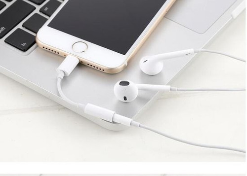 Imagen 4 de 4 de Adaptador De Lightning Para Audifono
