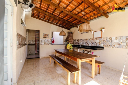 Imagem 9 de 14 de Casa À Venda, 2 Quartos, 2 Vagas, Davanuze - Divinópolis/mg - 28587