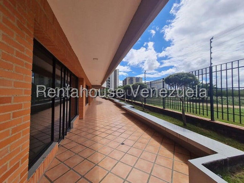 Maribel Morillo Asesor Inmobiliario De Rentahouse Vende Lindo Apartamento De 111m2 Con 3 Hab. Y 3 Baños, Situado En Piso Bajo, Este De Barquisimeto Lara