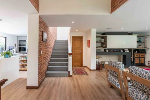 Casa En Venta En Colinas De Suba. Cod V10804