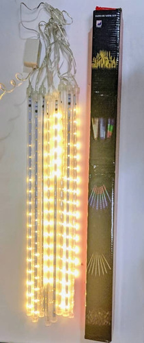 Luces Led Navidad Lluvia Color Calido De 2,1 Mts X 80 Cm 