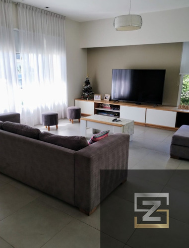 Casa En Venta De 3 Dormitorios A Estrenar En Lares De Canning