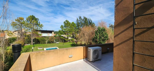 Casa 4 Ambientes En Barrio Malibu, Canning