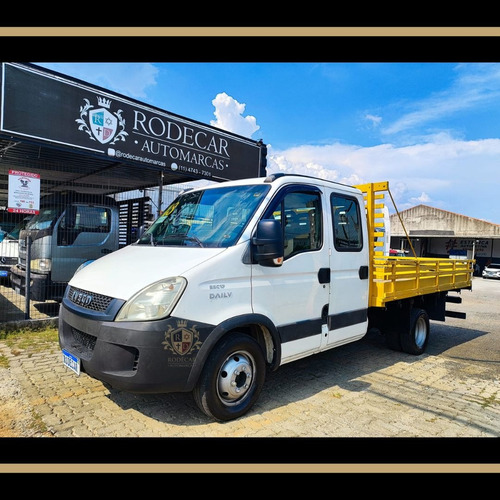 Iveco Daily Cd 55c17 Carroceria Ano 2013