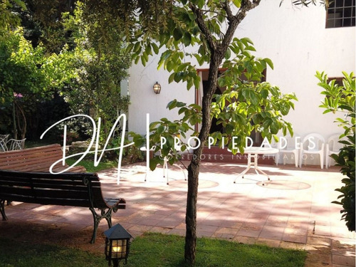 Preciosa Casa Estilo Neocolonial Español En Ñuñoa