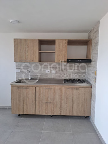 Apartamento En Arriendo Serramonte 472-4580