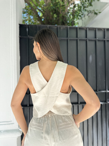 Short Sastrero Con Elástico En Cintura