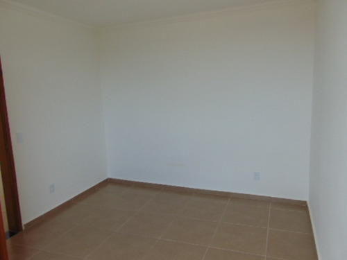 Imagem 8 de 18 de Casas De 2 Quartos, Independentes No B. Viena , Rib. Das Neves - Ca00374 - 70212554