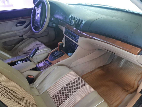 Imagen 11 de 11 de Bmw 528 Limusina
