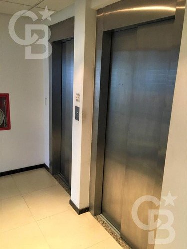 Imagen 3 de 11 de Venta - Edficio De Oficinas - Oficinas - Comercial - Vicente Lopez - Cochera - Seguridad