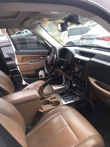 Imagem 4 de 8 de Jeep Cherokee 2012 3.7 Limited Aut. 5p
