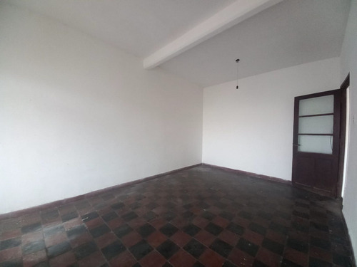 Casa 2 Dormitorios En Venta Berisso