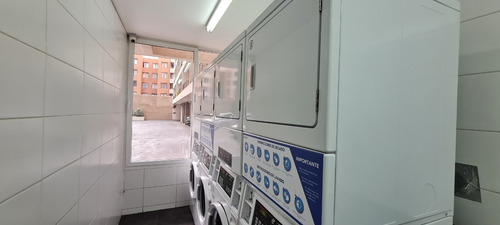 Se Vende Departamento 2 Dorm, Calle Lira 570. Santiago