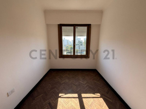 Calle 46 Esq. 7, La Plata | Departamento 2 Dormitorios En Venta |
