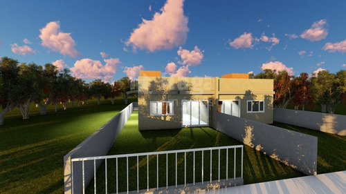 Imagem 8 de 9 de Casa Geminada À Venda Em Guabiruba/sc - 1822