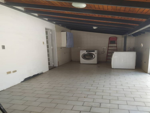 Imagen 17 de 20 de Casa En Venta Colinas De Los Ruices