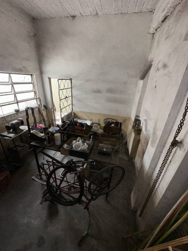 Casa Con Local A Refaccionar