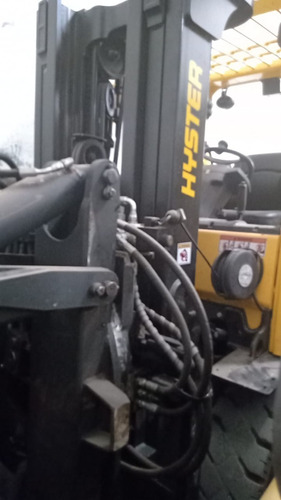 Empilhadeira Hyster H90ftglp2014 4ª Função 2.444h T3 Repasse