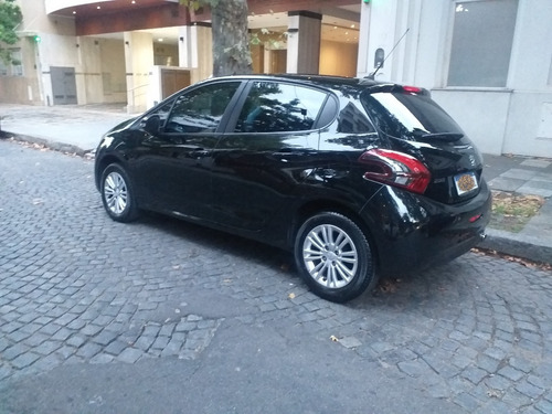 Peugeot 208 1.6 Allure Tiptronic