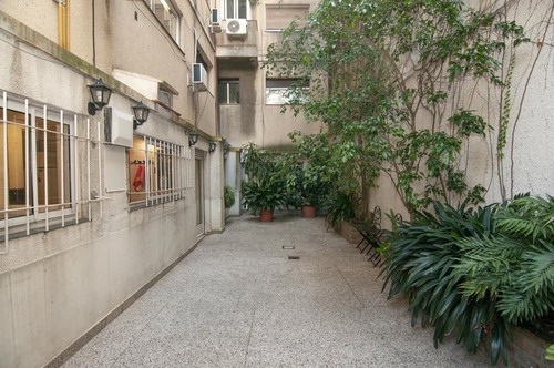 Imagen 23 de 30 de 4 Ambientes Con Jardin Y Dependencia - Palermo Chico