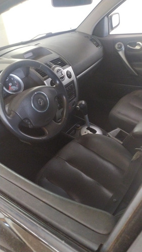 Renault Megane Sedan 2.0