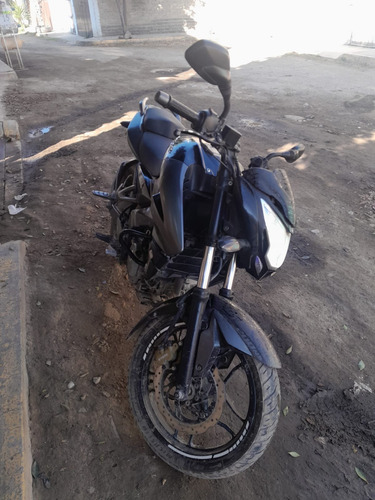 Motor En Buen Estado ,llantas Michellin Servicio Recien Hech