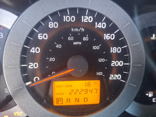 Toyota RAV4 2.4 Base 3a. Fila De Asientos Mt