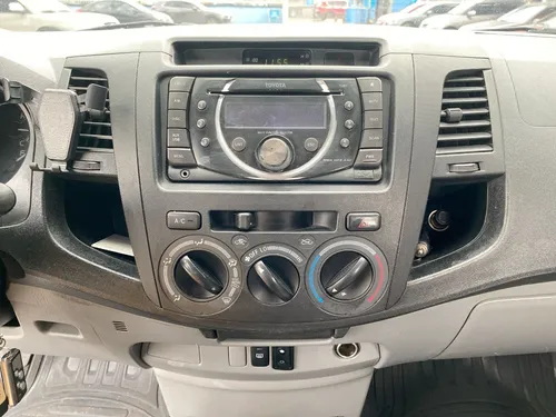 Toyota Hilux 2.5 Mt
