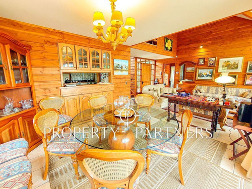 Imagen 6 de 23 de Bella Casa En Pucón En Club De Campo Los Riscos