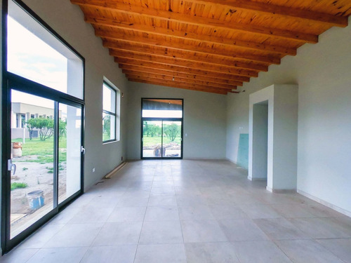 Imagen 5 de 17 de Casa En Venta En La Arbolada