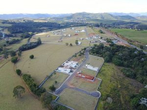 Imagem 13 de 17 de Terreno À Venda Em Condomínio Jardim Flamboyan Com 600 Metros, Excelente Localização Em Bragança Paulista/ Sp - Sp - Te0005_hcoret