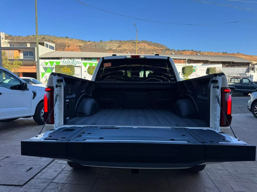 Ford Lobo Platinum Plus