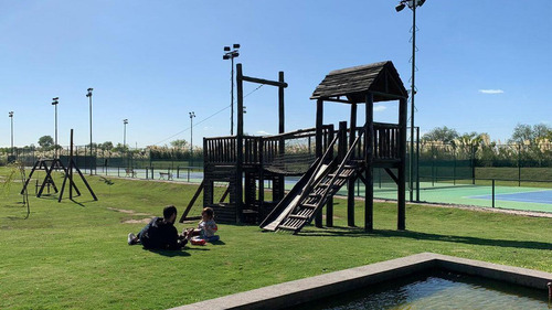 Terreno En El Naudir A La Venta - 850 M2 - Fondo Al Norte