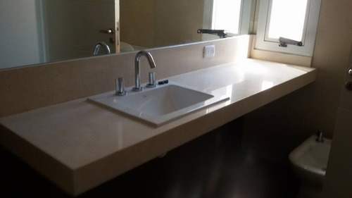 Mesadas Marmol ,granito ,silestone ,neolithe Y Dekton