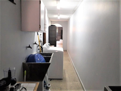 Imagen 11 de 14 de Venta De Casa De 234 M2 En Villa Lucre 21-6617
