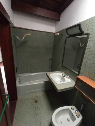 Imagen 10 de 11 de Gabriel Rivas Vende Casa En Urb. Guataparo Valencia Cod: Foc-985