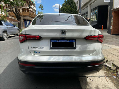 Fiat Cronos 1.8 16v Precision