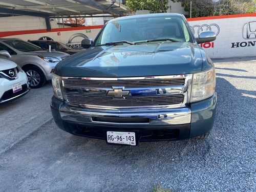 Imagen 1 de 7 de Chevrolet Silverado