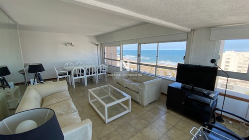 Apto 3 Dormitorios 3 Baños En Peninsula Cuenta El Edificio Con Servicio De Playa -ref:557