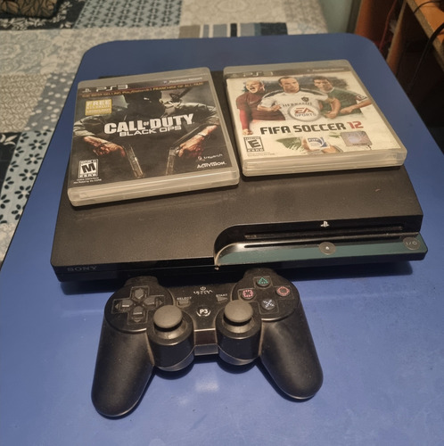 Playstation 3 Slim + 2 Juego Y 1 Control Alt Conversable (Usado)