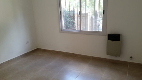 Imagen 4 de 8 de Venta De Ph En Villa General Belgrano - Dep0034