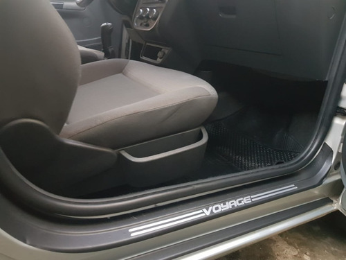 Volkswagen Voyage 2010 1.6 Vht Trend Total Flex 4p