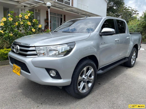 Toyota Hilux Srv 2.8