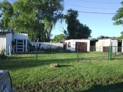 Se Vende Casa De Tres Dormitorios, Santa Rosa, Canelones.
