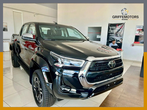 Toyota Hilux 2.8 D-4D TURBO DIESEL CD SRX PLUS 4X4 AUTOMÁTICO