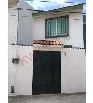 Casa En Venta En Jardines De Santa Isabel, Guadalajara