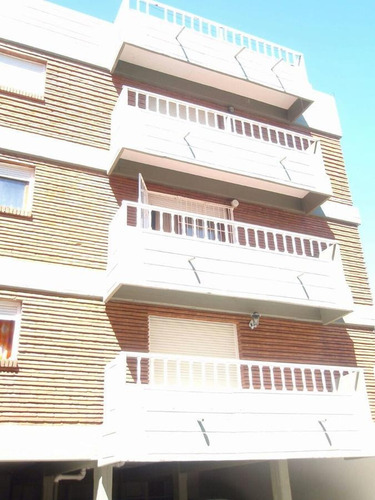 Imagen 2 de 9 de Oportunidad!!!departamento Amoblado - Villa Gesell