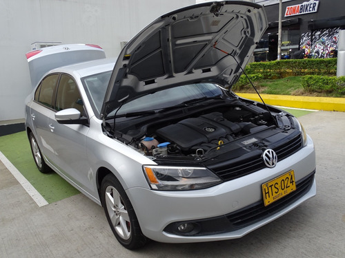 Volkswagen Nuevo Jetta 2.5 Trendline 2014