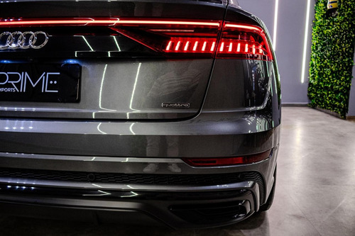 Audi Q8 3.0 Performance Black 55 Tfsi Quattro (mhev) 5p Hibrido